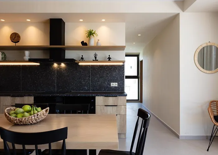 Isla Luxury - Private Hot Tub - 100m From