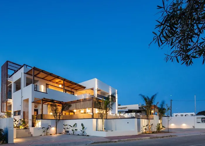 Isla Luxury - Private Hot Tub - 100m From